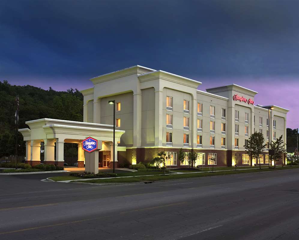 Hampton Inn Ithaca 1