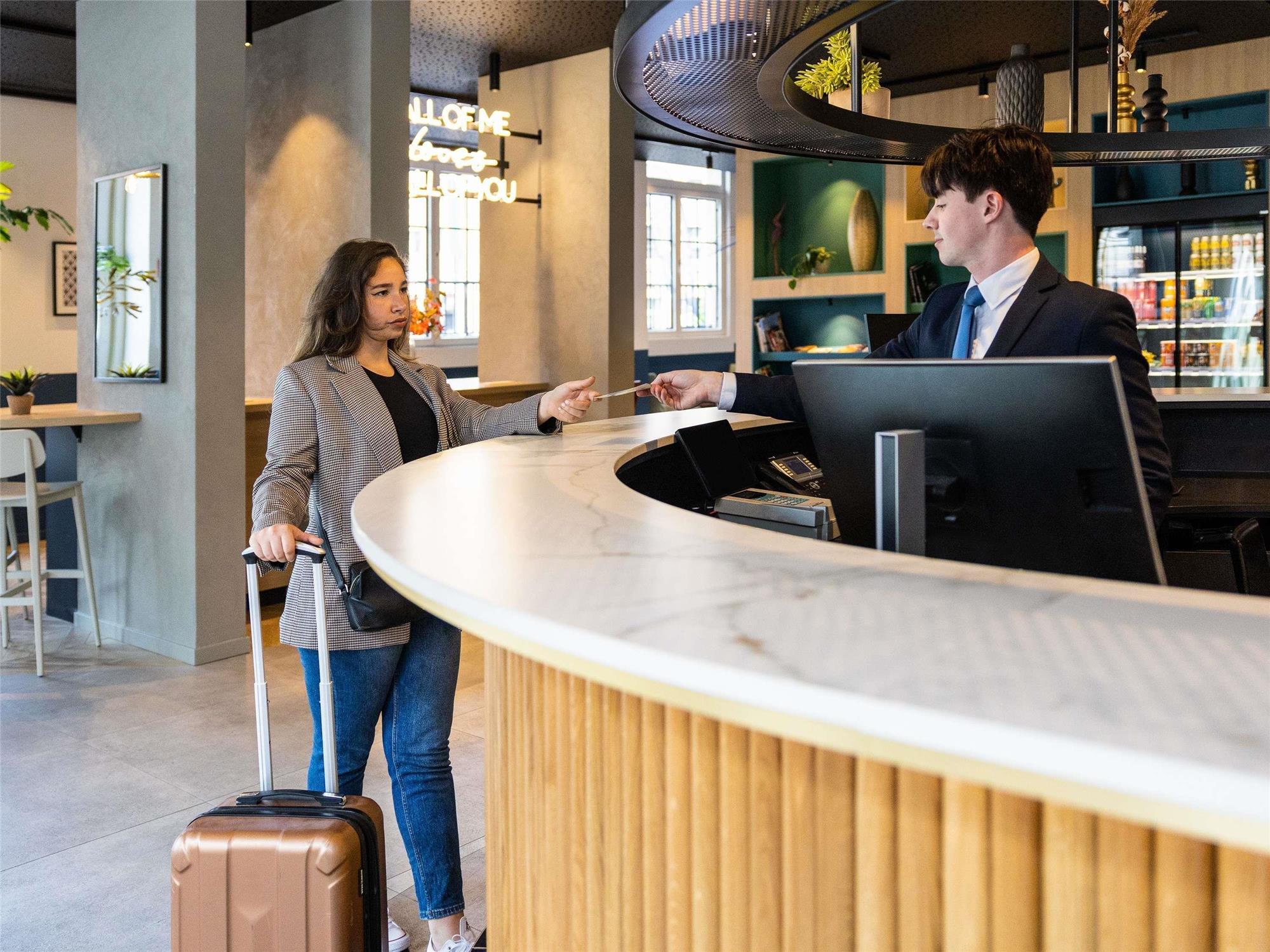 Hotel Novotel Brussels Off Grand Place 2