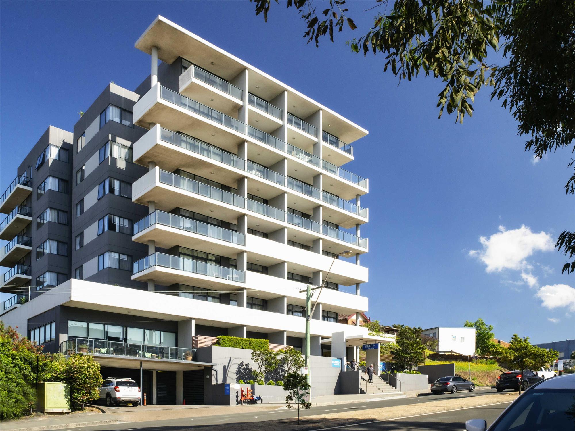 Mantra Wollongong 1