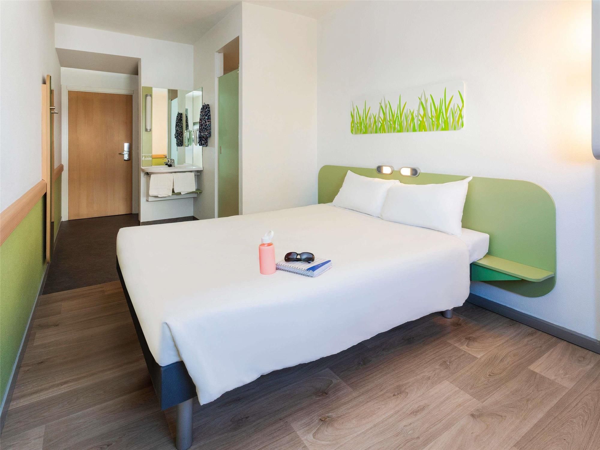 Ibis Budget Madrid Vallecas 1