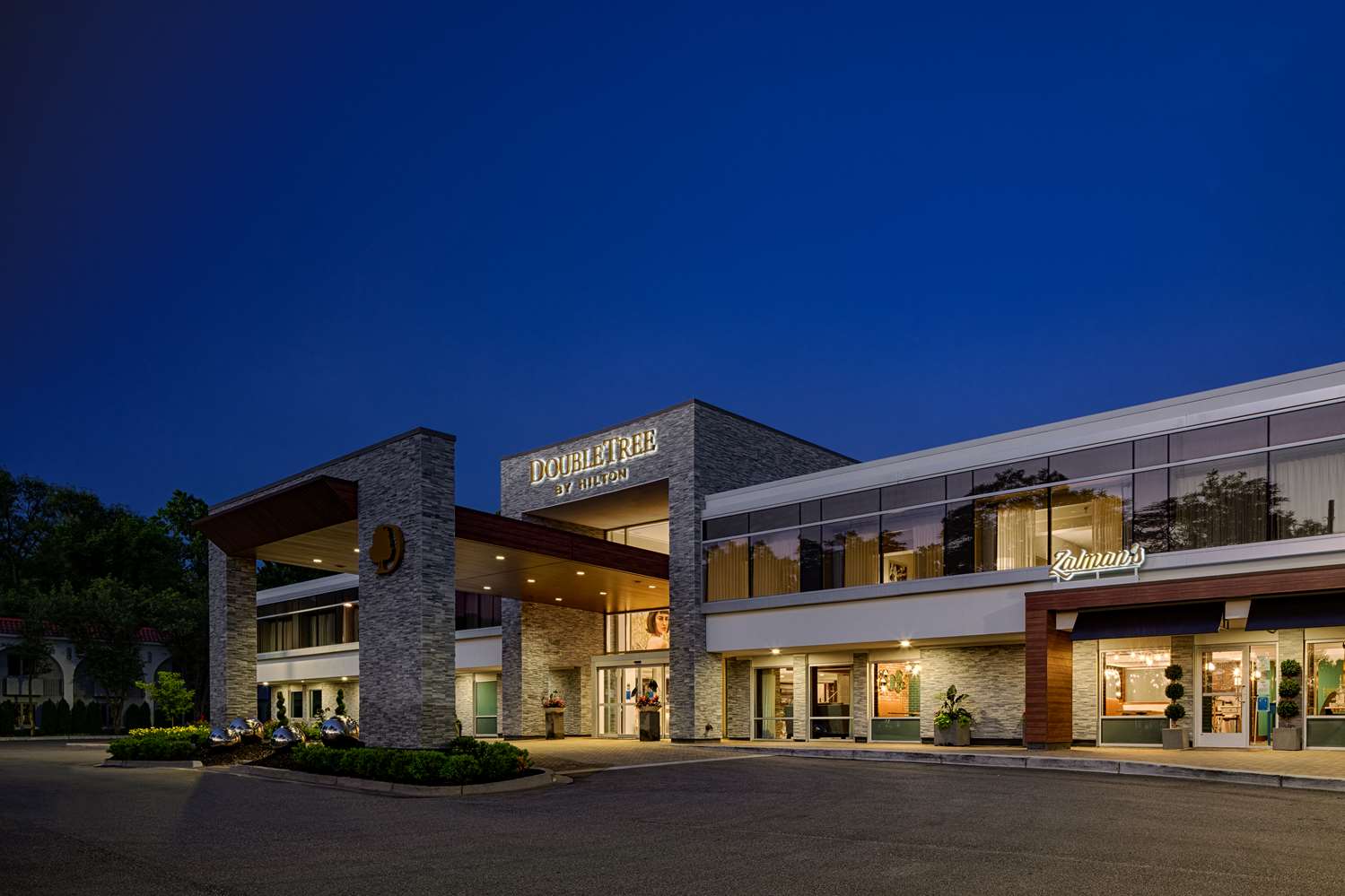 The Kingsley Bloomfield Hills - a Doubletree by Hilton 2