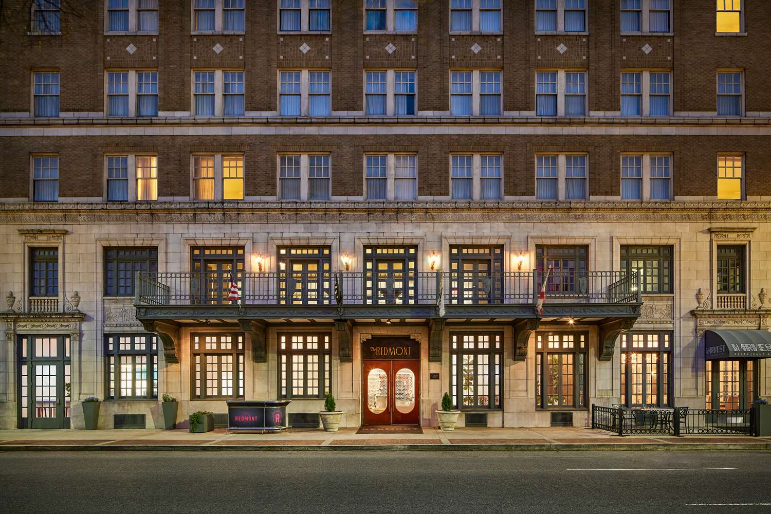 Redmont Hotel Birmingham,Curio Collection by Hilton 1
