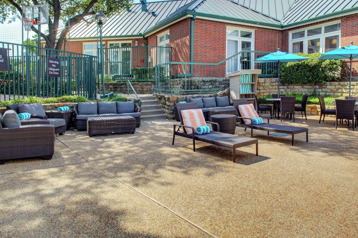 Homewood Suites by Hilton Dallas-Irving-Las Colinas 2