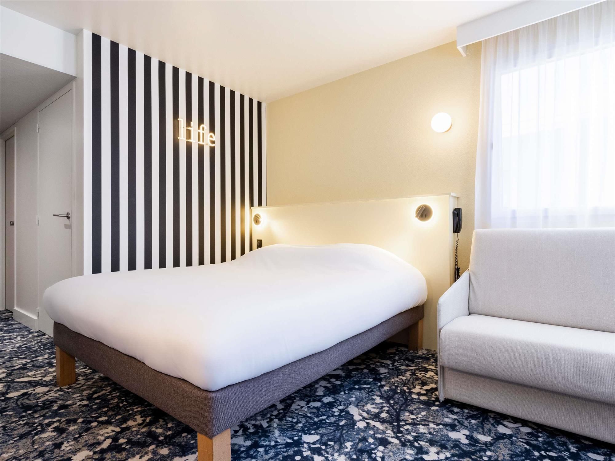 greet Hotel Paris 13 Porte d'Italie 1