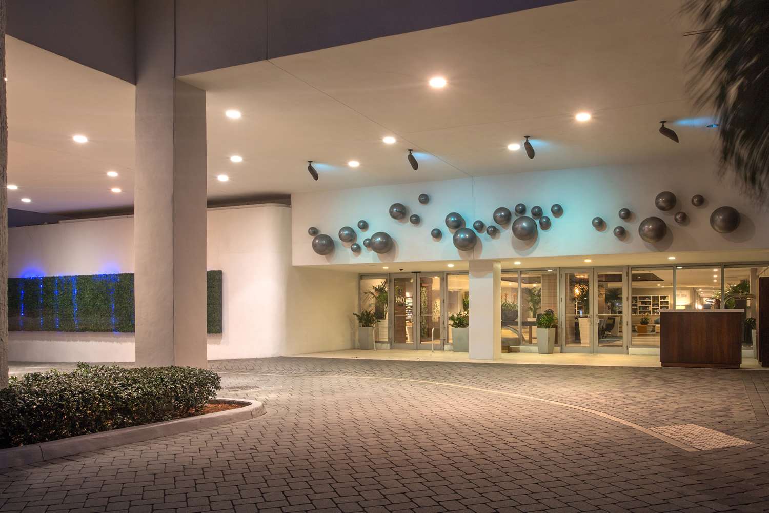 DoubleTree Resort by Hilton Hollywood Beach 2