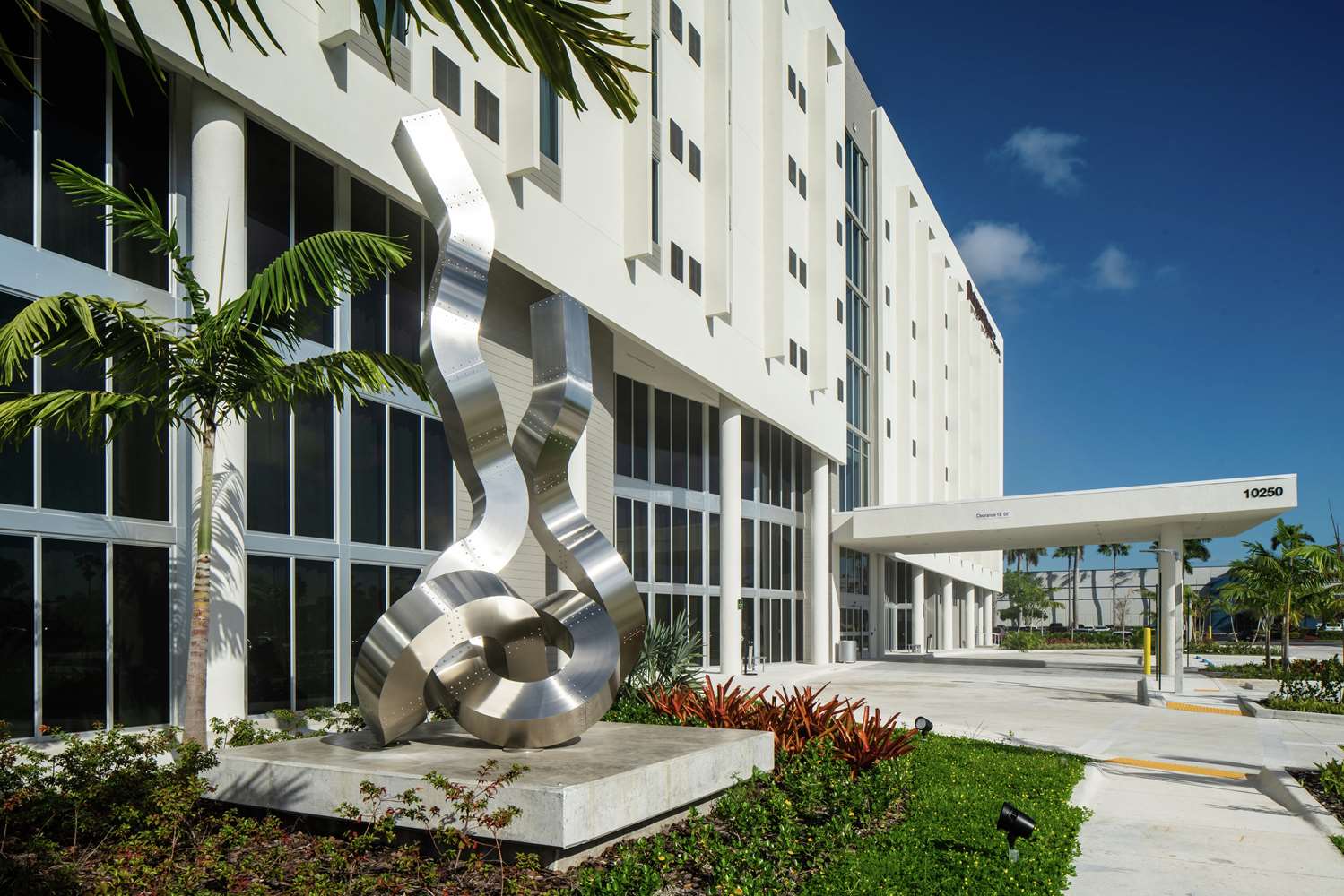 DoubleTree by Hilton Miami Doral 2