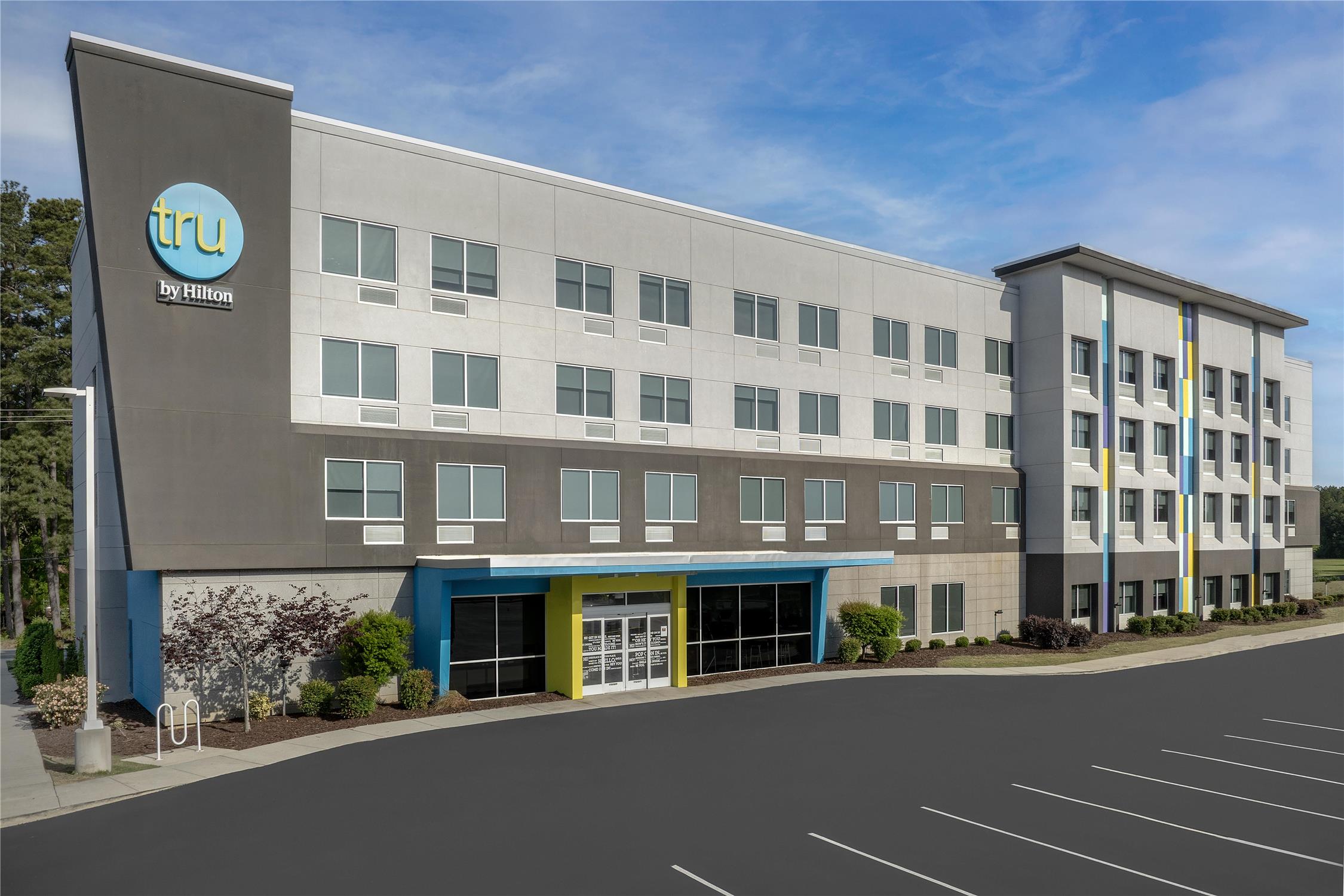 Tru by Hilton Fayetteville I-95 2