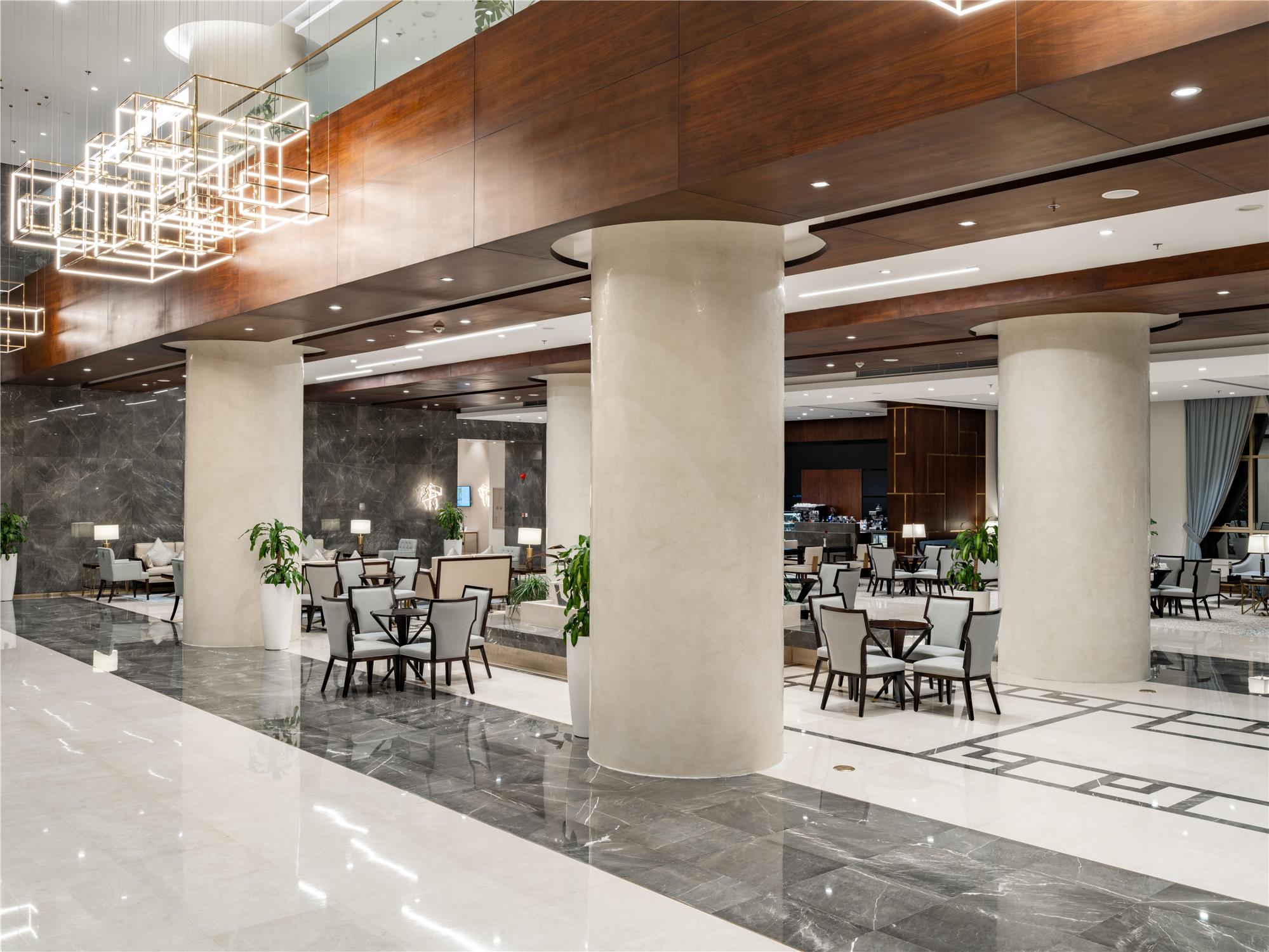 Wirgan Al Noor, Tapestry Collection by Hilton 2