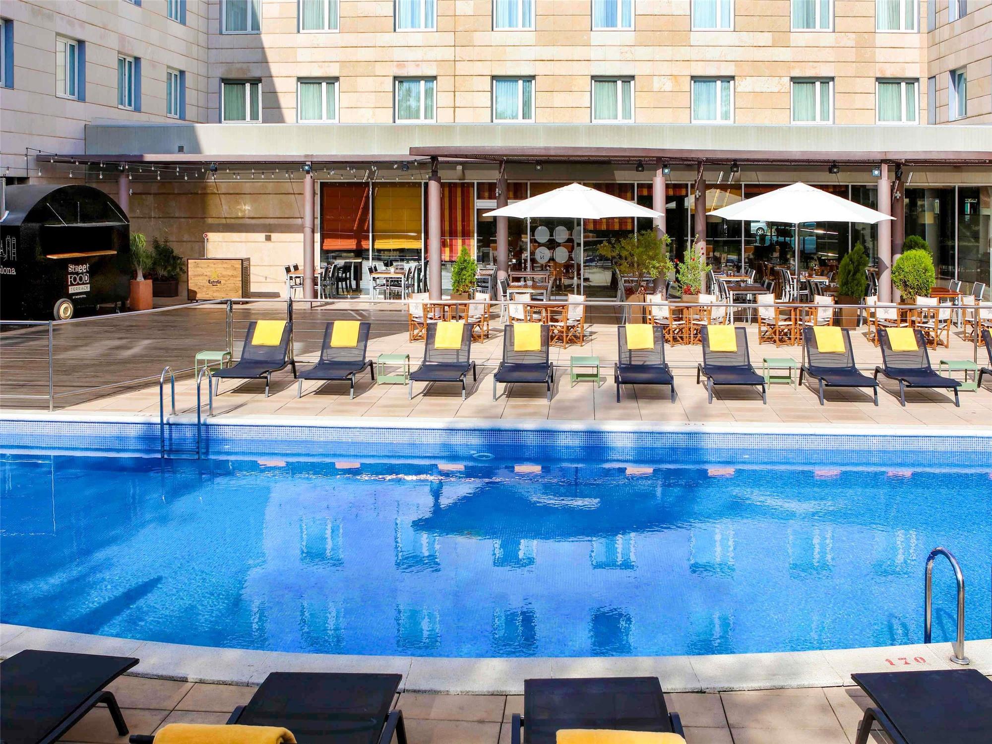 Novotel Barcelona Cornellà 1