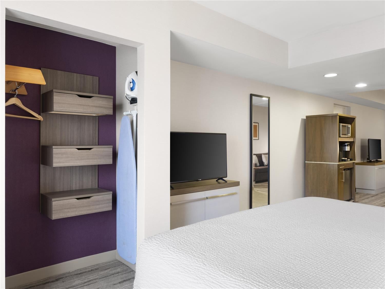 Suite, junior