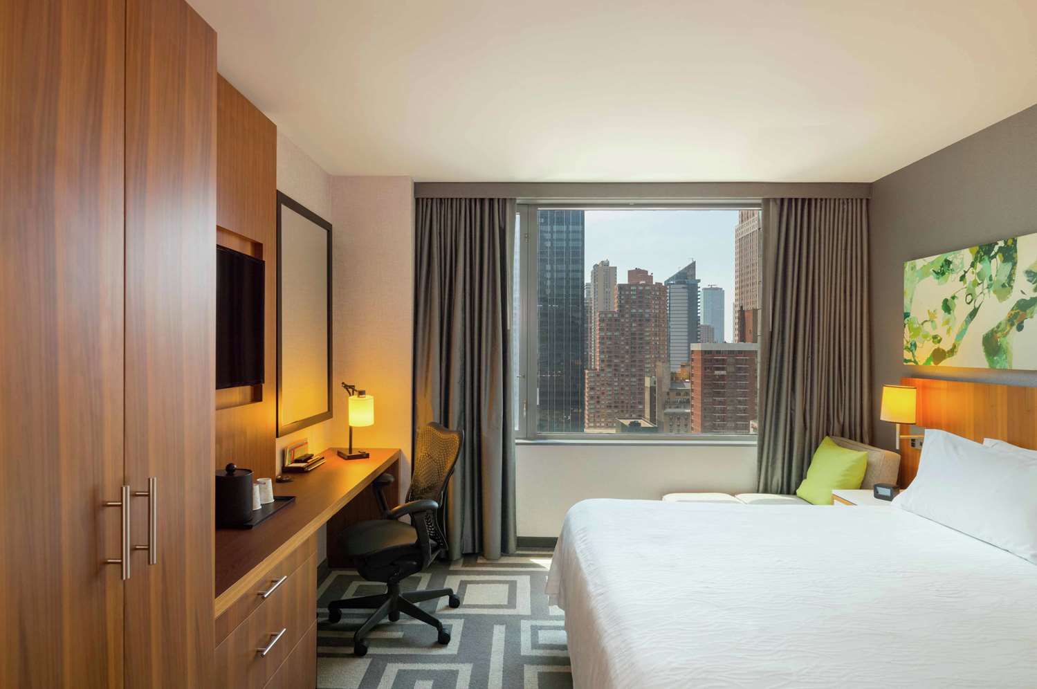 Hilton Garden Inn Central Park South 1