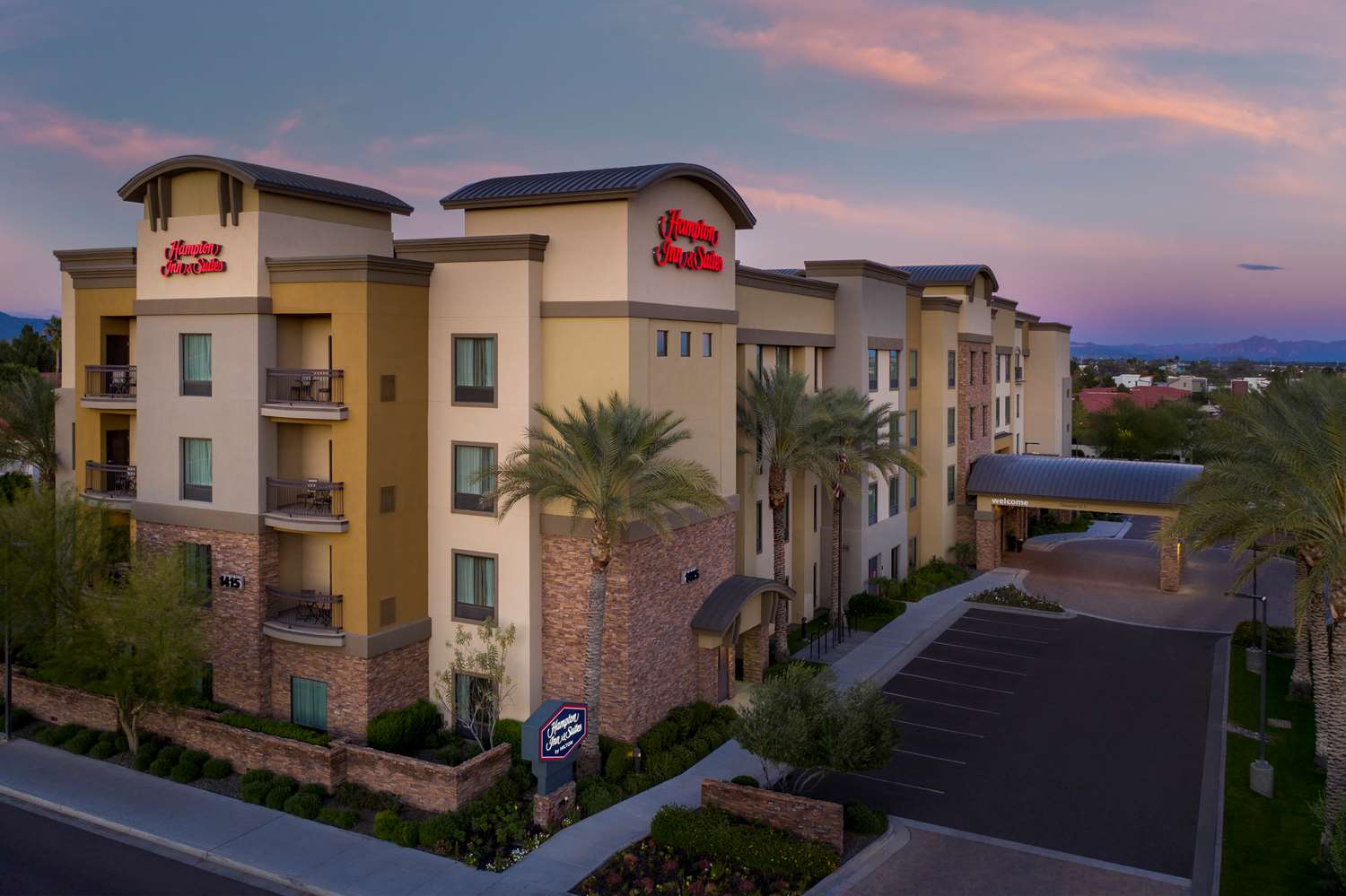 Hampton Inn & Suites Phoenix/Tempe 2