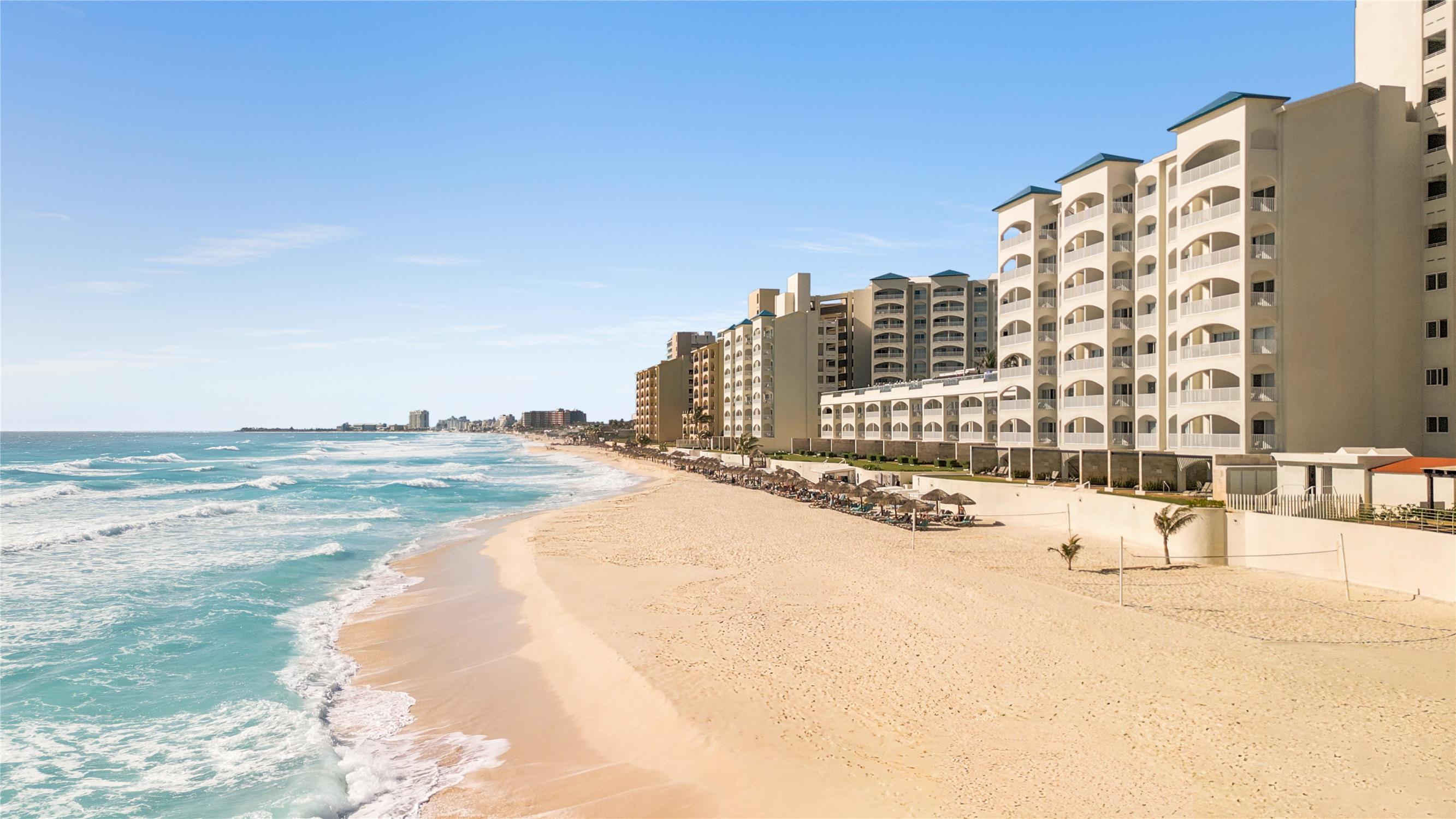 Hilton Cancun Mar Caribe All-Inclusive Resort 2
