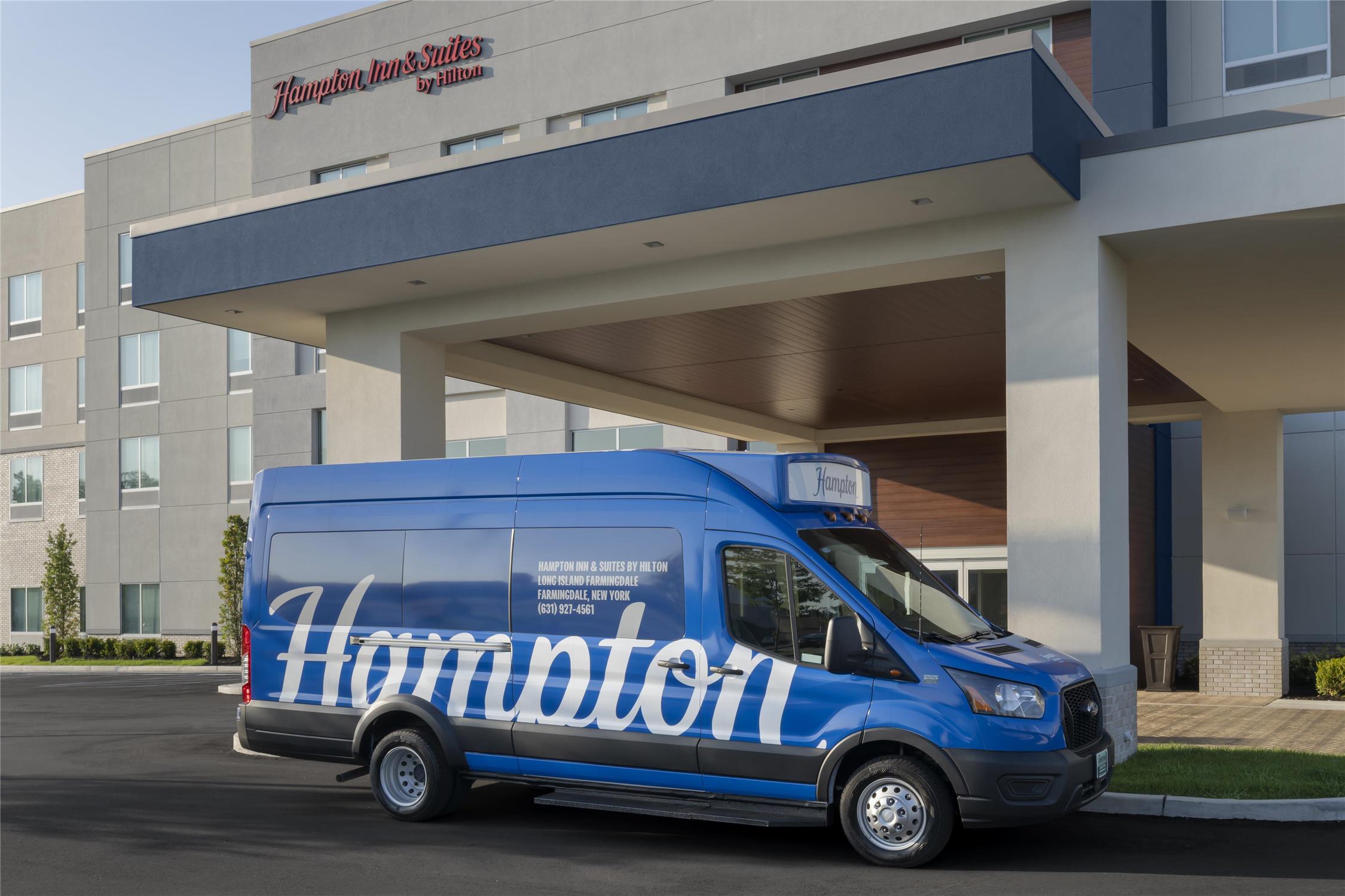 Hampton Inn & Suites By Hilton Long Island Farmingdale 2