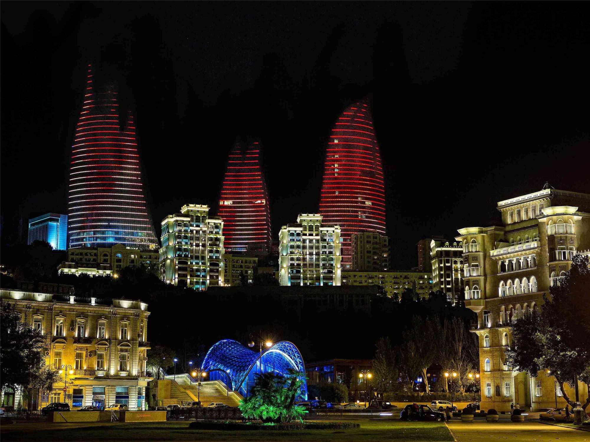 Fairmont Baku, Flame Towers 2
