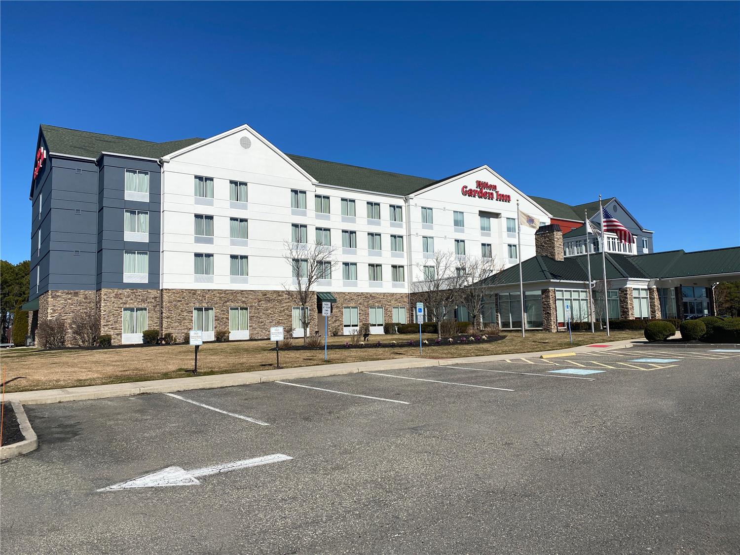 Hilton Garden Inn Lakewood 1