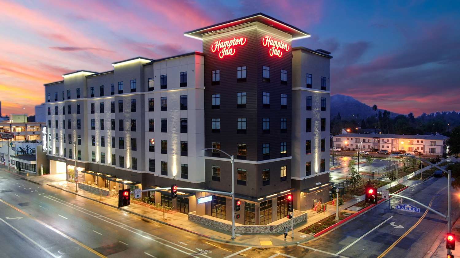 Hampton Inn Riverside Downtown Convention Center 1