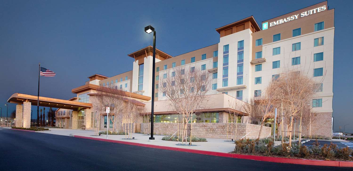 Embassy Suites by Hilton Palmdale 2