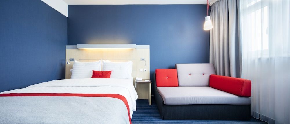 Queen Bed with Sofa Bed