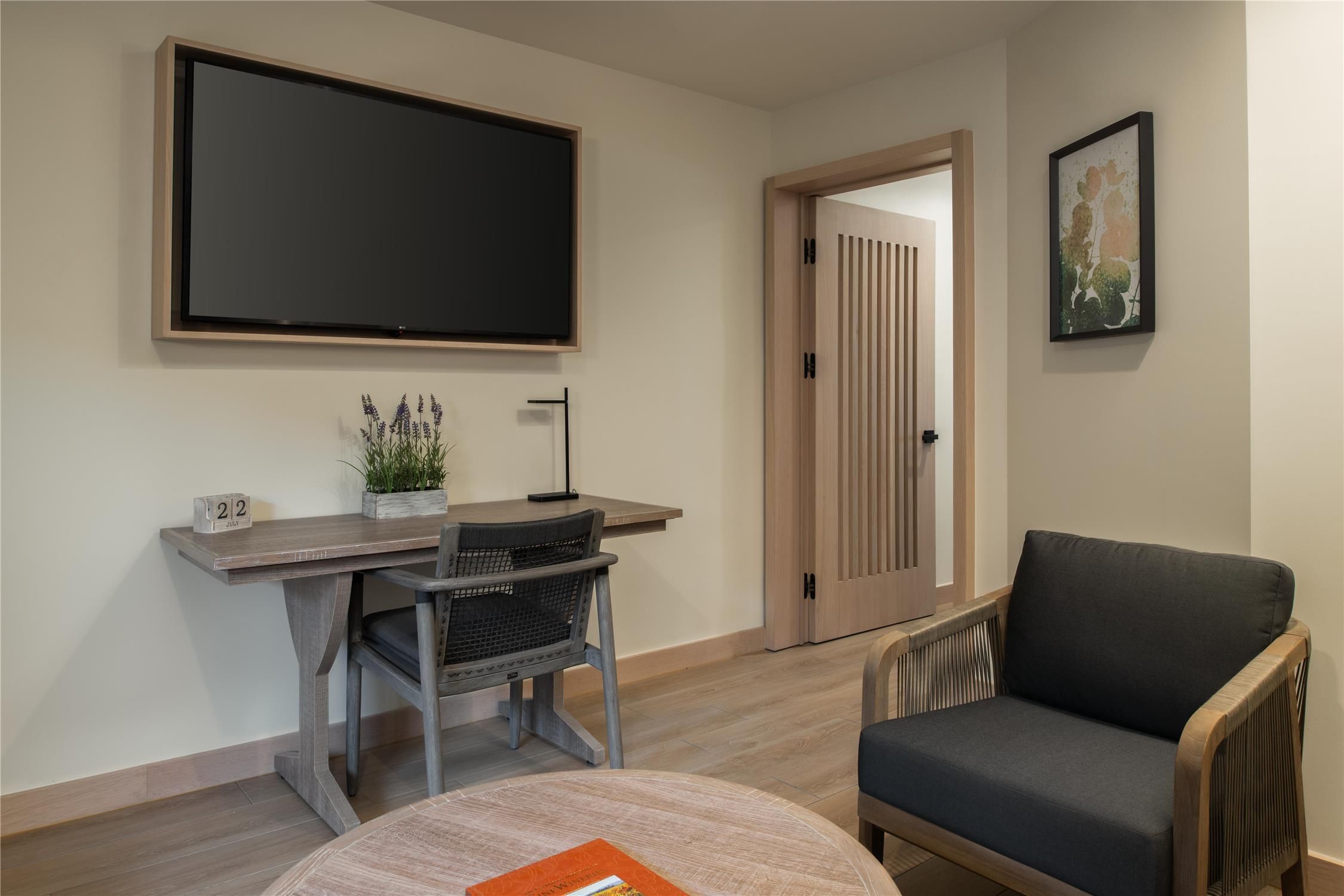 Embassy Suites by Hilton Napa Valley 1