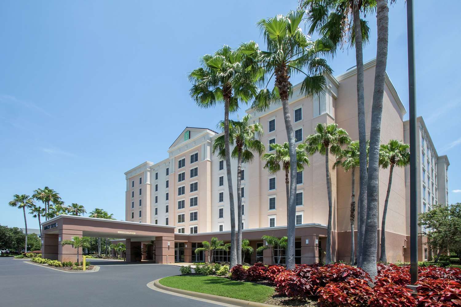 Embassy Suites by Hilton Orlando Airport 2