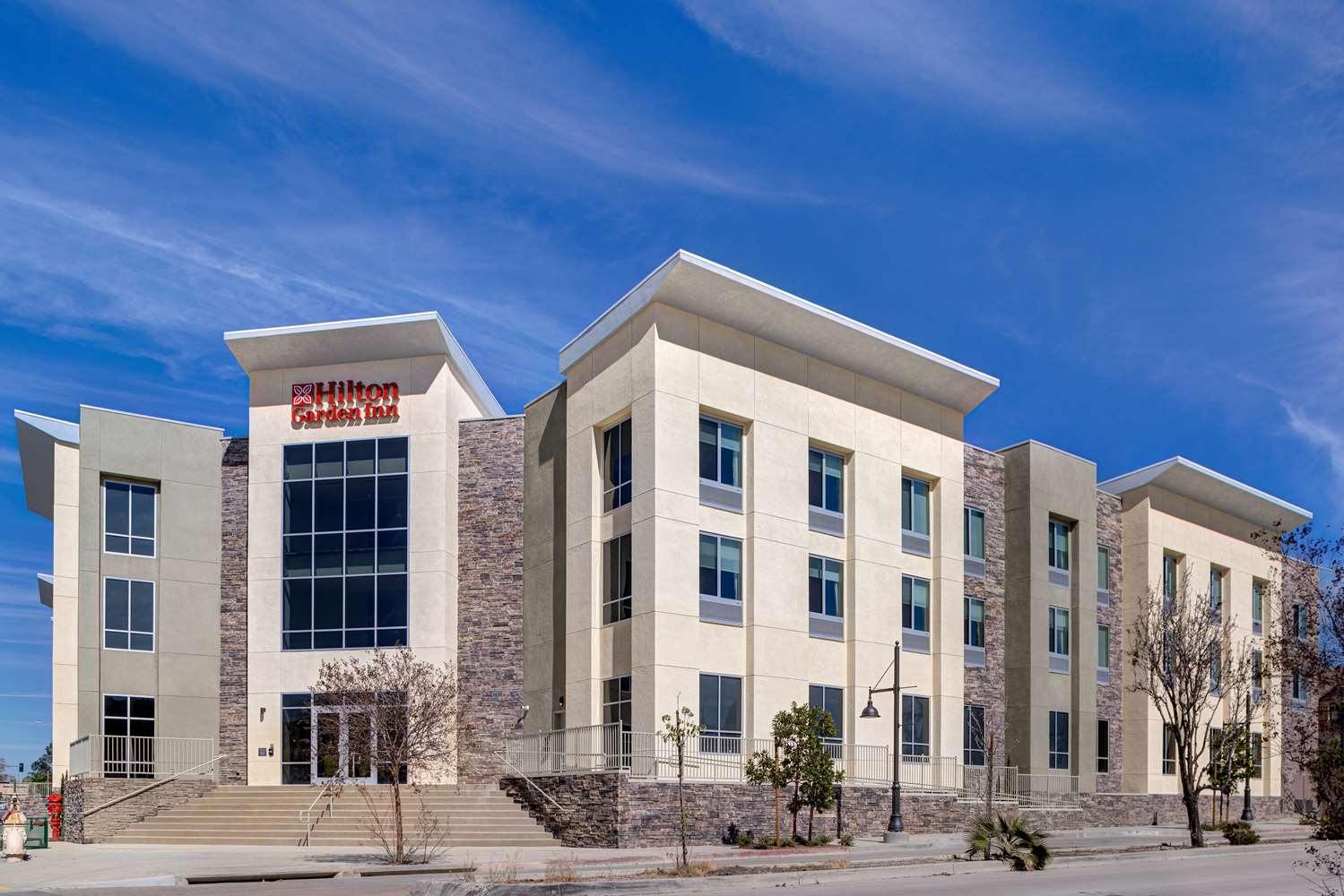 Hilton Garden Inn Temecula 2