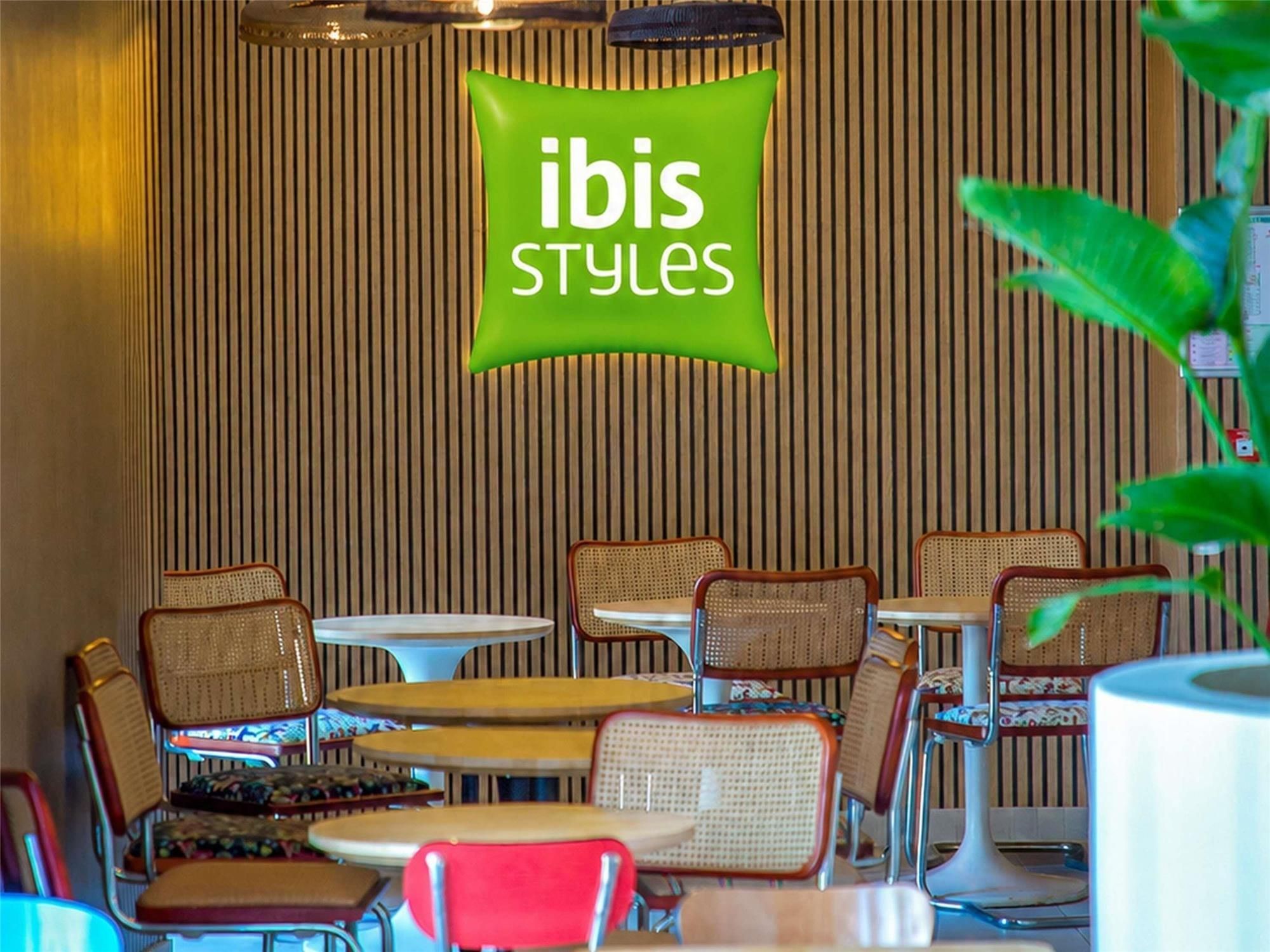 ibis Styles Salon de Provence 2