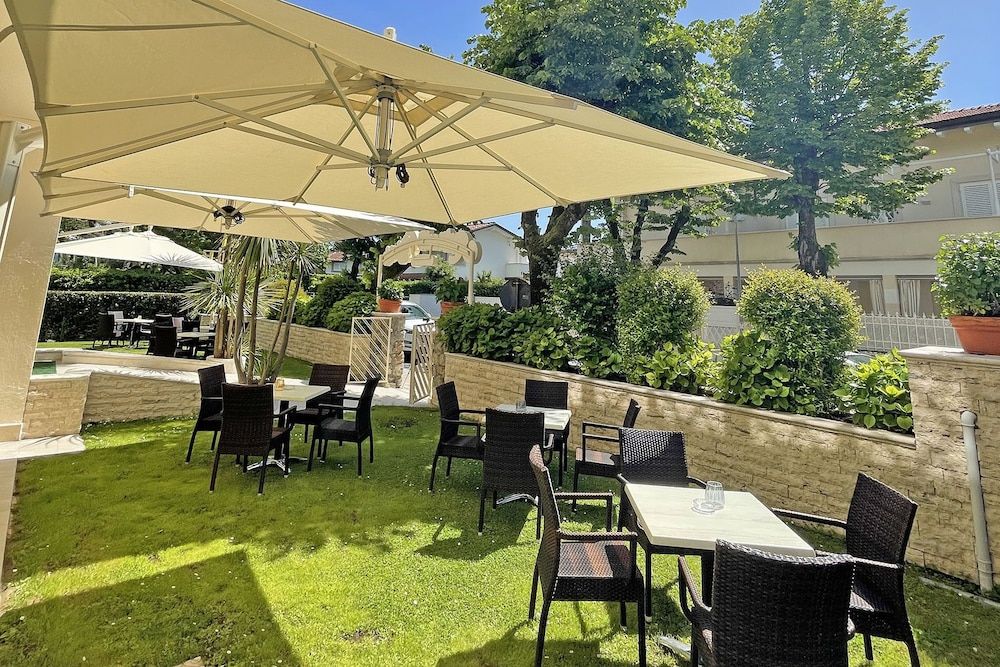 Nantes - Forte dei Marmi - HOTEL PIGALLE - Forte dei Marmi