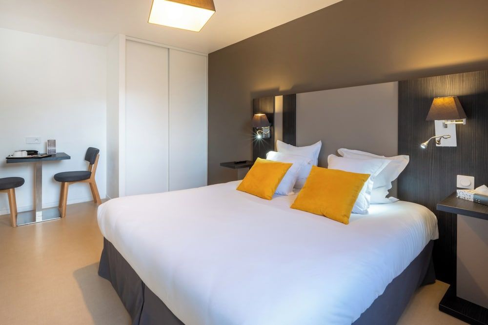 Lyon - Rennes - Appart'hôtel Odalys City - Rennes Lorgeril - Rennes