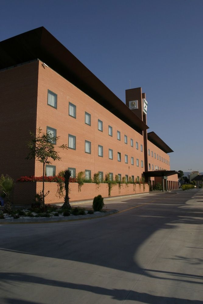 Toulouse - Malaga - Posadas de España Malaga - Malaga