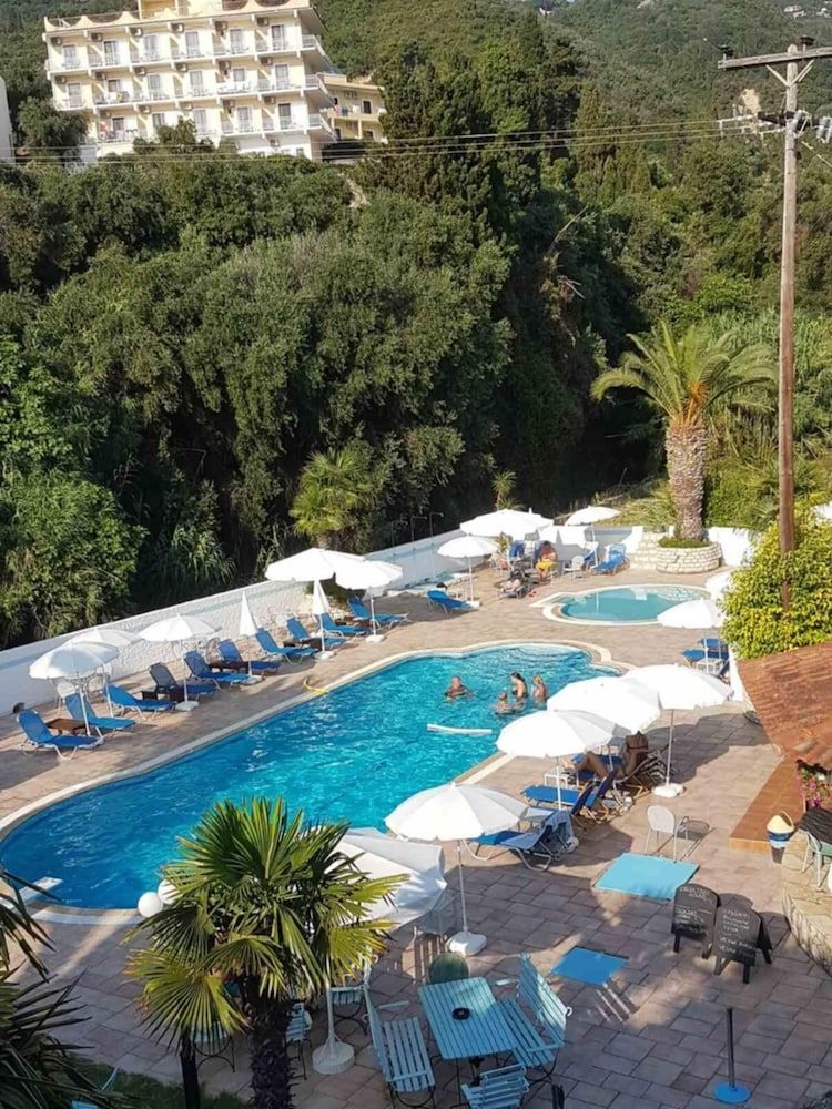 Bâle Mulhouse - Agios Ioannis (Corfu) - Poseidon Apartments - Agios Ioannis (Corfu)