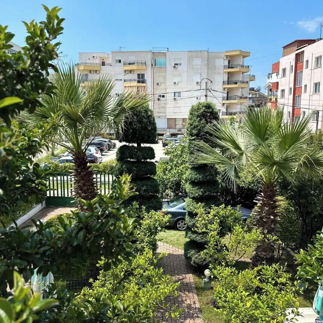 Nice - Durrës - A Vila - Durrës