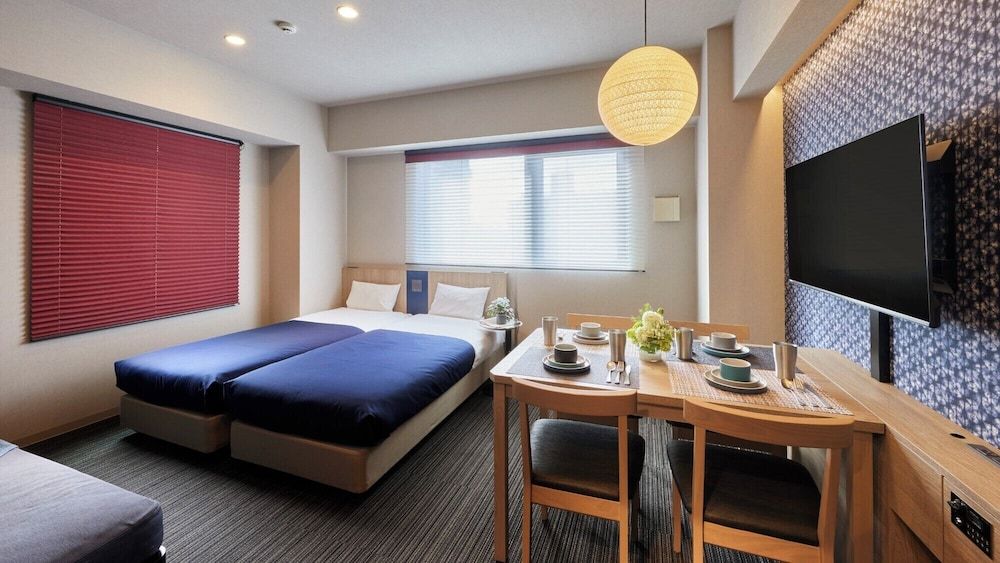 Paris - Urayasu - Minn Nishi Kasai - Urayasu