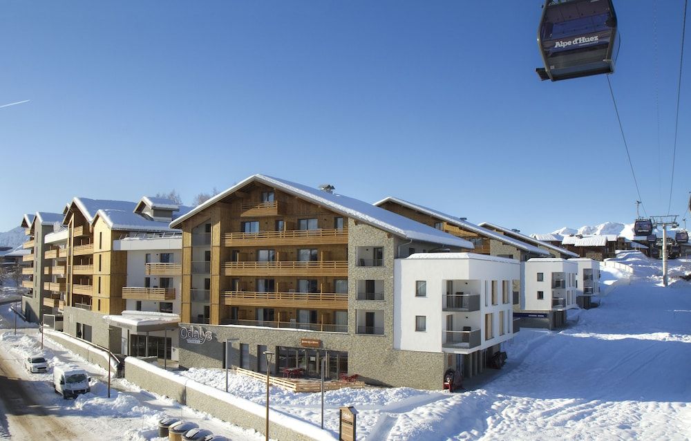 Bâle Mulhouse - Alpe D'Huez - Hôtel et Spa l'Eclose by Odalys - Alpe D'Huez