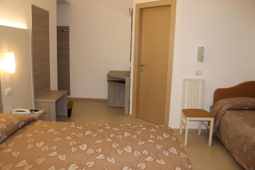 Paris - Riviera Romagnole, Italie - Hotel Villa Enea - Riviera Romagnole, Italie