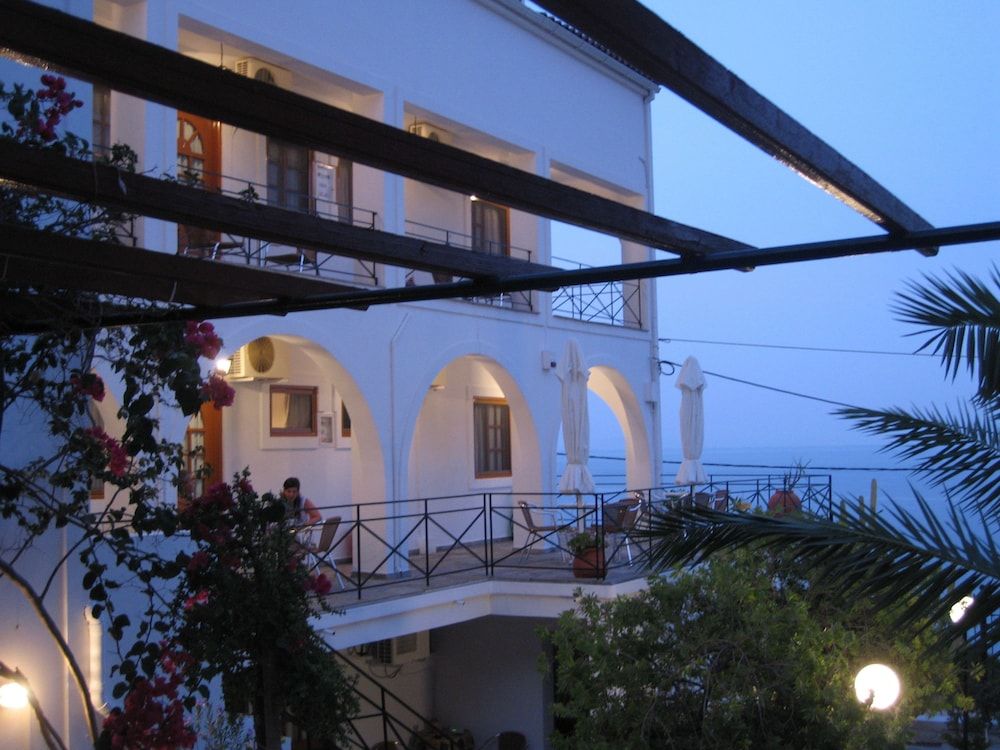 Bâle Mulhouse - Skala-Kefalonia - Travlos Studios - Skala-Kefalonia