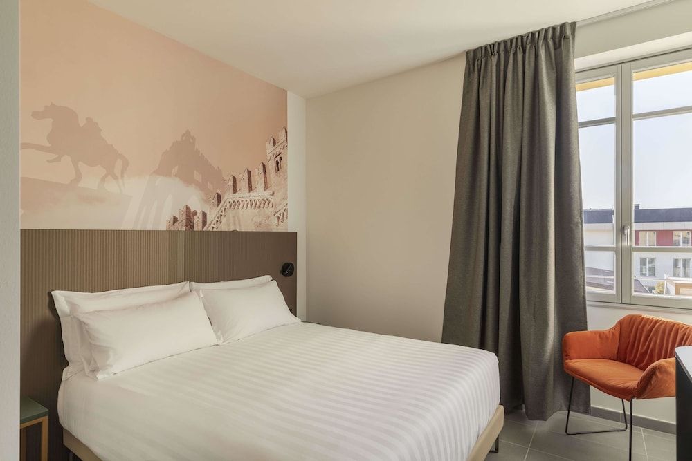 Paris - Plaisance - B&B HOTEL Piacenza - Plaisance