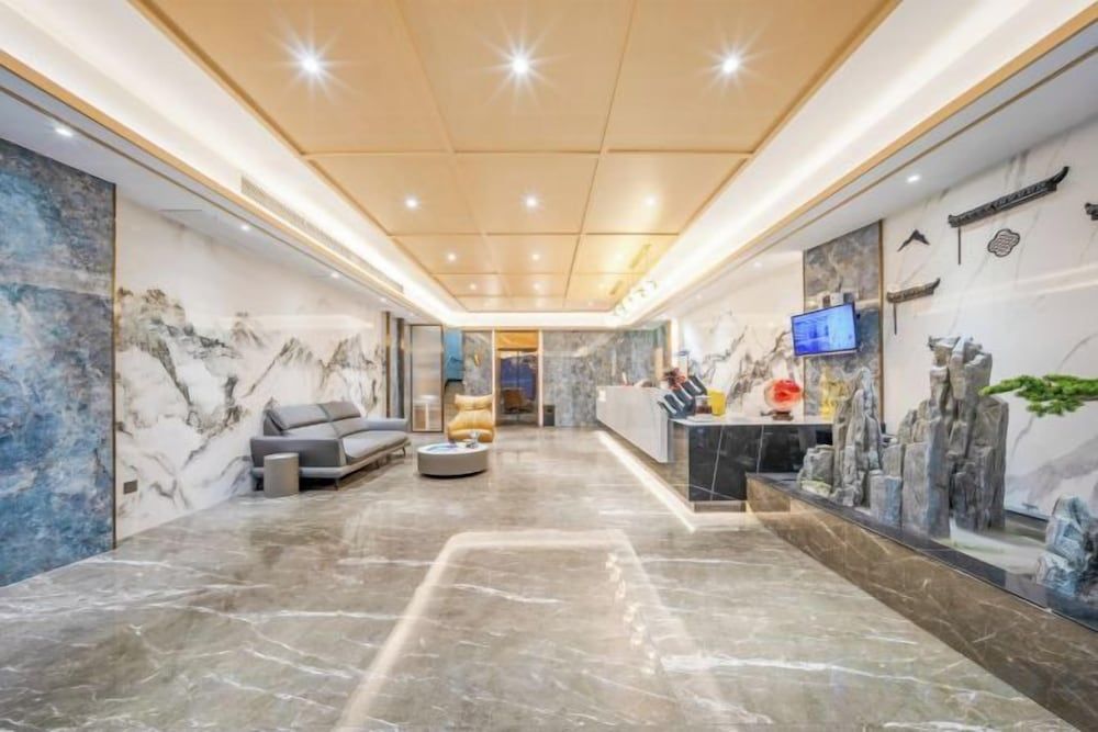 Yimi Collection Hotel (Shanghai Xizang North Road Subway Station) 2