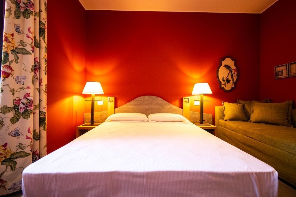 SGS Suite Lake Como 2