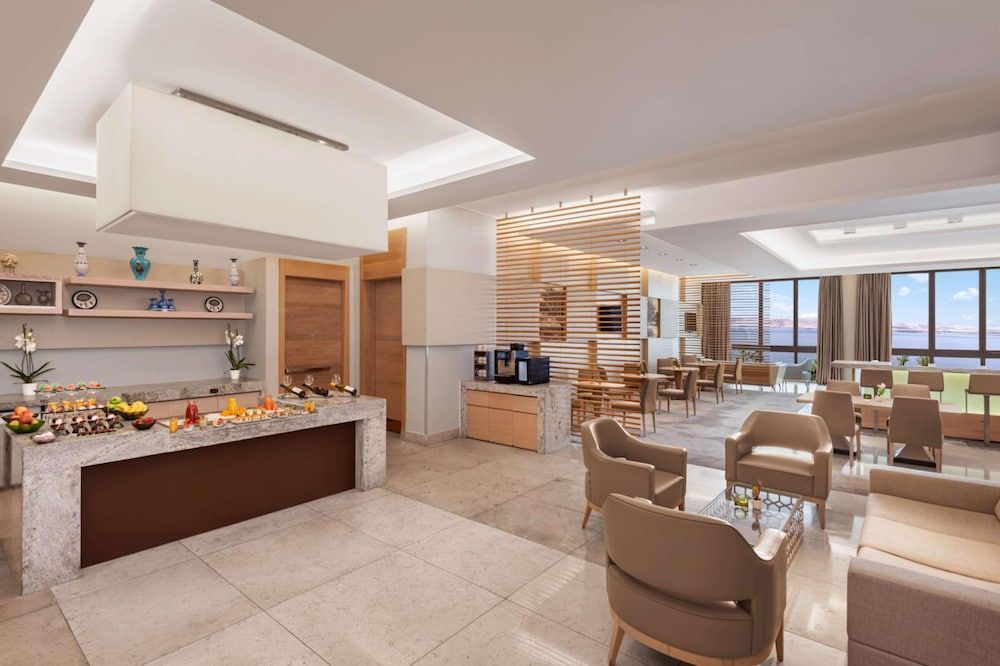 Hilton Dead Sea Resort & Spa 1
