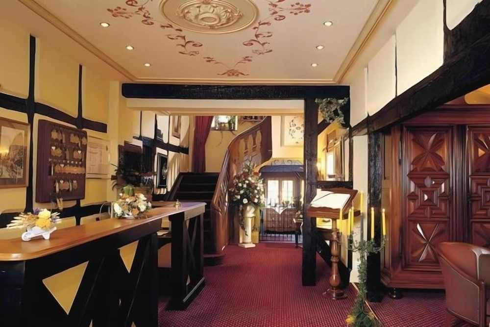 Hôtel Le Maréchal 1