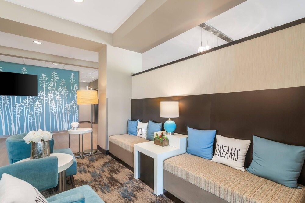 Sleep Inn & Suites Webb City 2