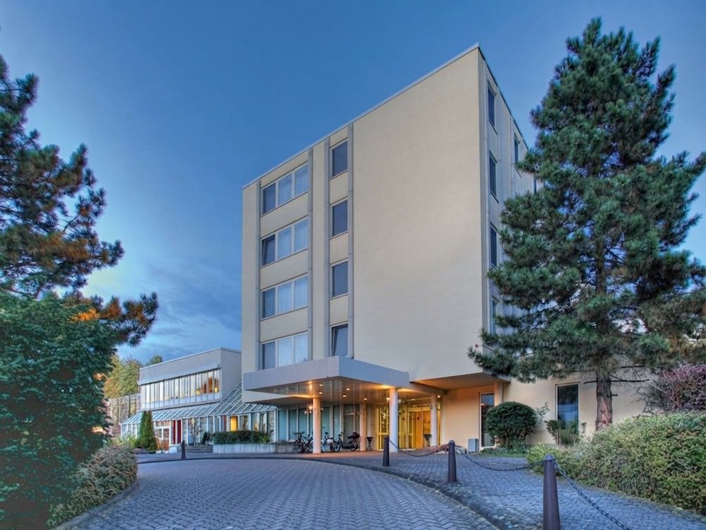 Seminaris Sunday Hotel Bad Honnef 1