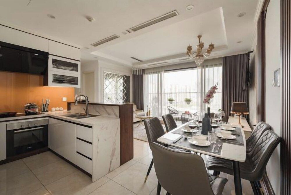 Luxury Serviced Apartment Vinhomes D’Capitale Hanoi – Zen Homes 1