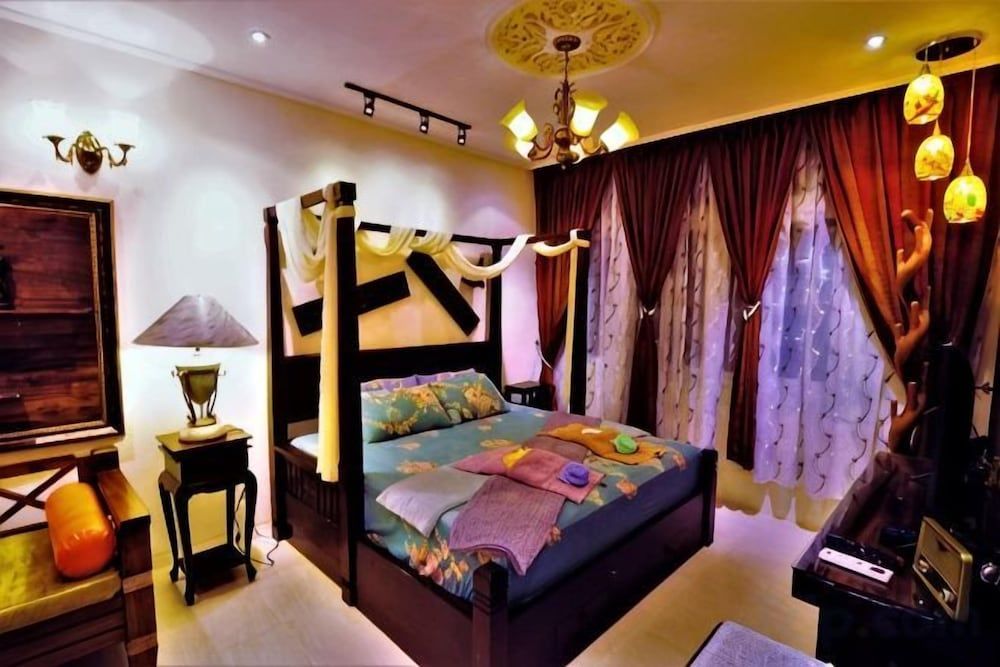 Boutique Themed Studio - Kuching Riverine Diamond 2