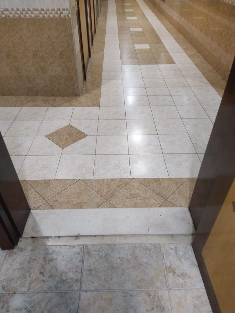 Avari Al Barsha Apartment Hotel 2