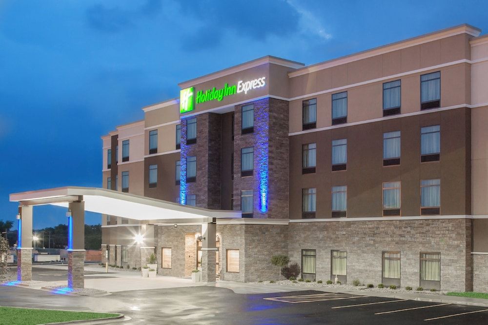 Holiday Inn Express MOLINE - QUAD CITIES by IHG 1