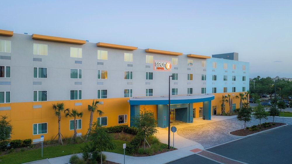 SPOT X Hotel Orlando Intl Dr by The Red Collection 1
