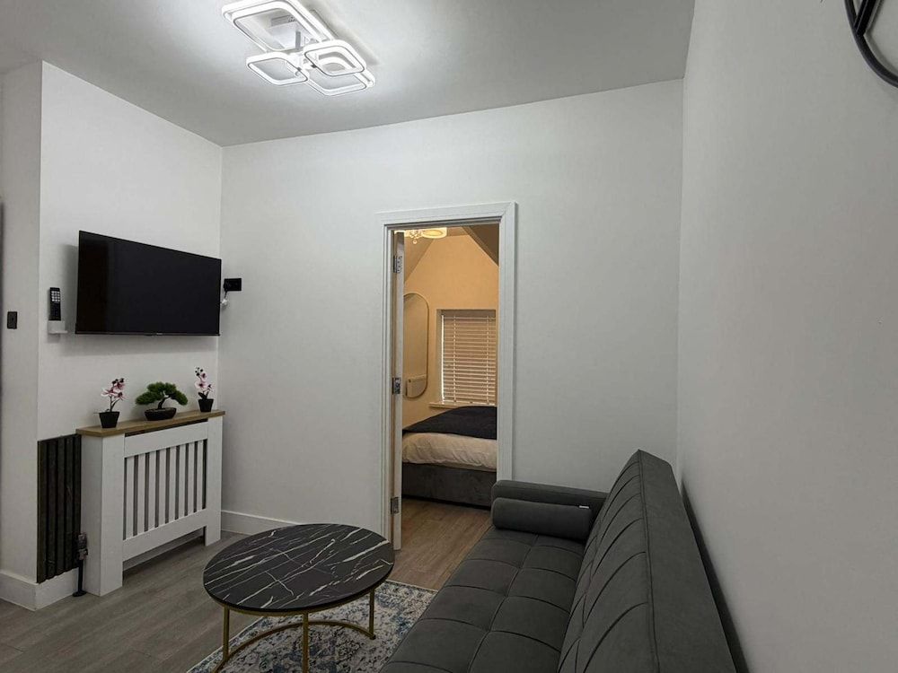 Cardiff Central Gem - 2 Bed Apartment 1