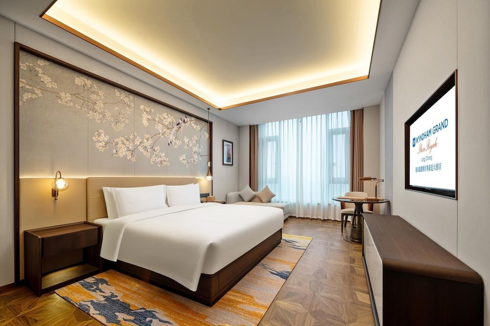 Wyndham Grand Plaza Royale Longchang 1